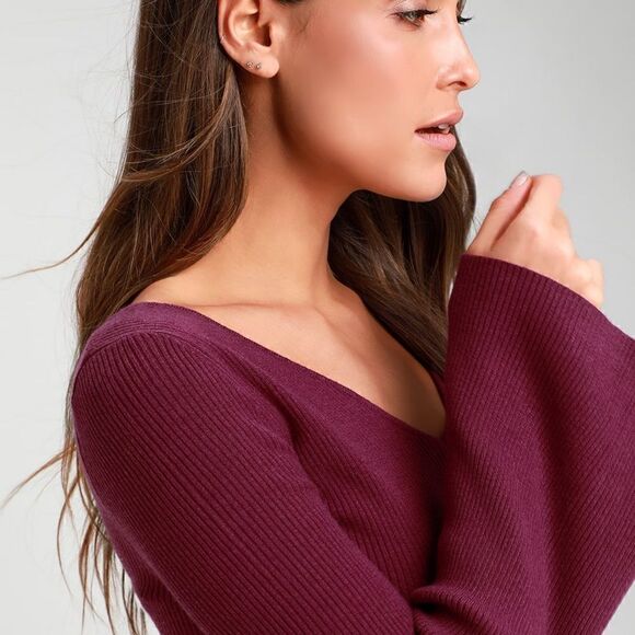 Lulus Jourdaine Berry Red Bell Sleeve Sweater Dress || SZ XS - Picture 5 of 13